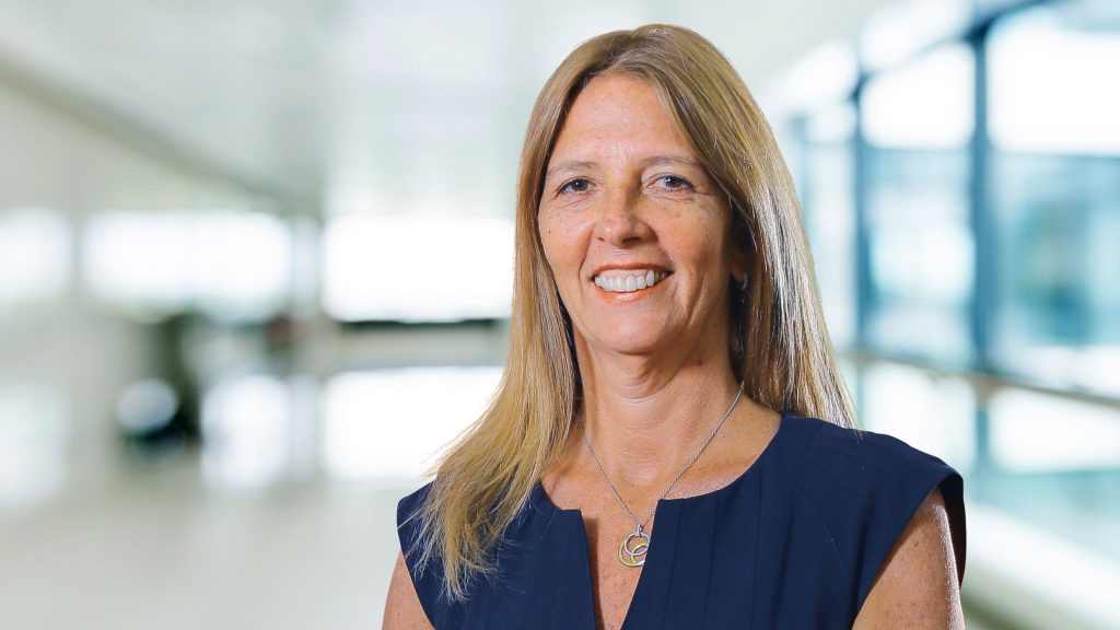 Normativa de transformación digital en Perú impulsada por Lieneke Schol